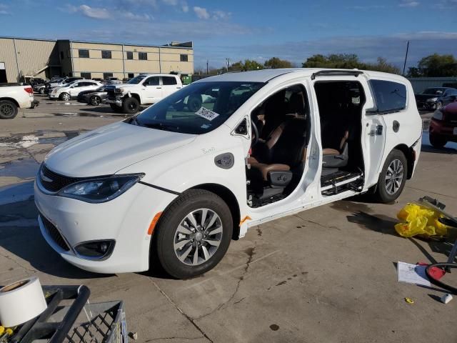 2020 Chrysler Pacifica Hybrid Limited