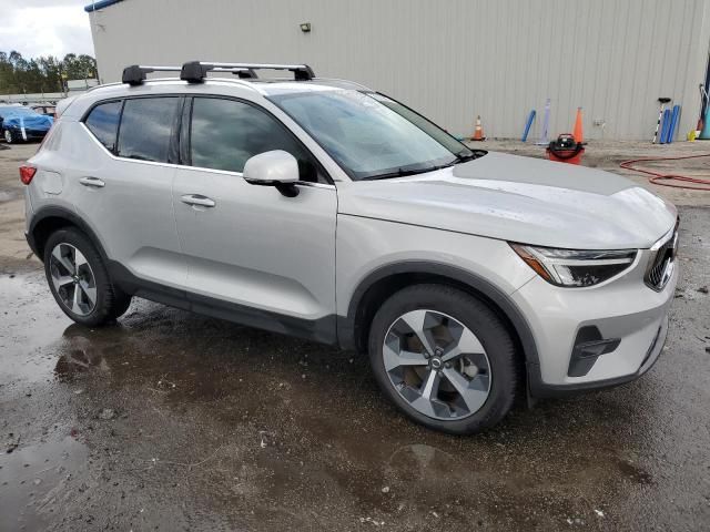 2023 Volvo XC40 Plus