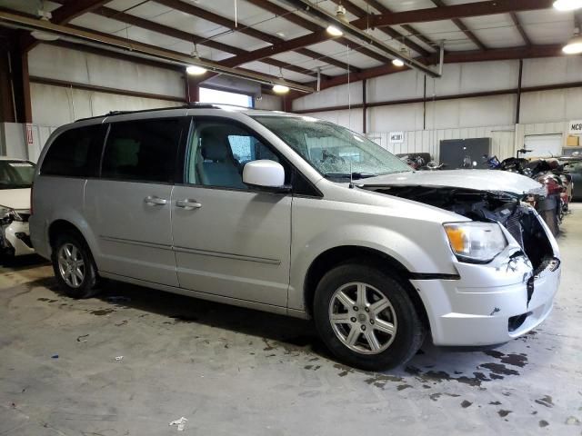 2010 Chrysler Town & Country Touring