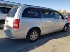 2010 Chrysler Town & Country Touring