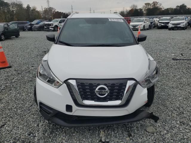 2019 Nissan Kicks S