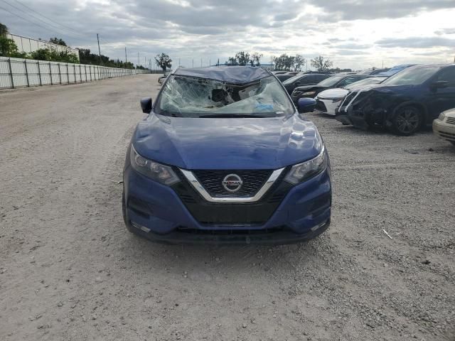 2022 Nissan Rogue Sport SV