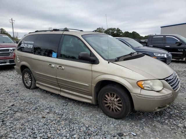 2004 Chrysler Town & Country Touring