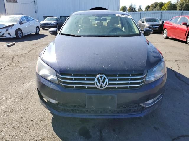 2012 Volkswagen Passat SE