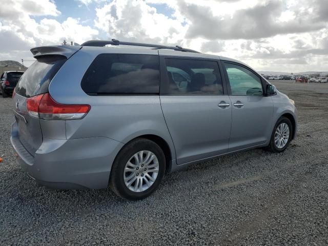 2013 Toyota Sienna XLE