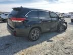 2017 Toyota Highlander SE