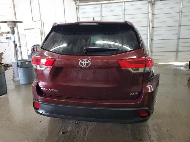 2019 Toyota Highlander SE