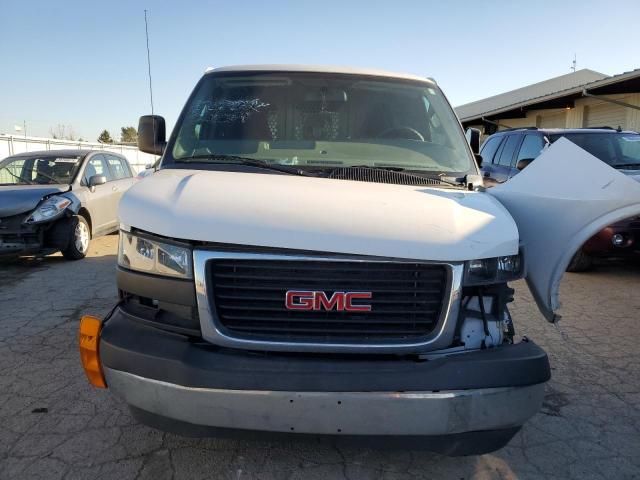 2018 Chevrolet Express G2500