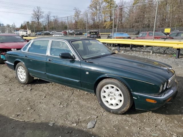 1998 Jaguar XJ8