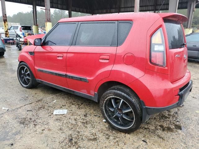 2010 KIA Soul +