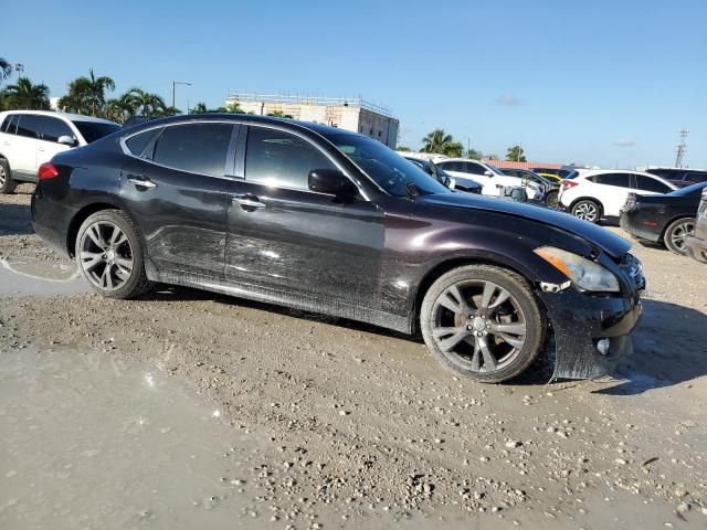 2013 Infiniti M37