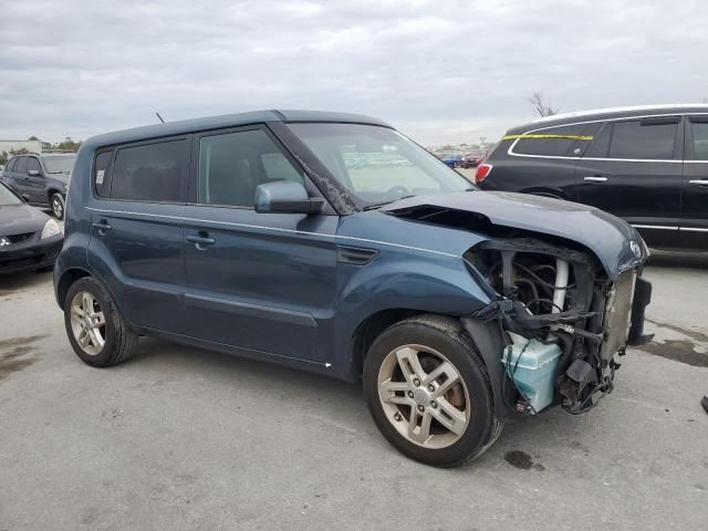 2011 KIA Soul +