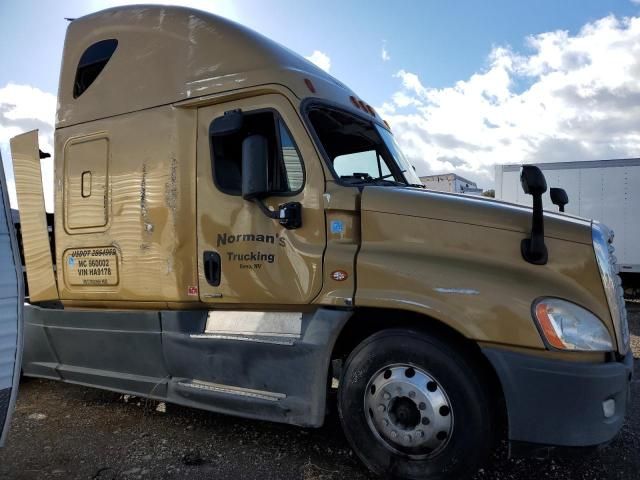 2016 Freightliner Cascadia 125