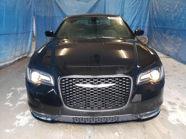 2016 Chrysler 300 S