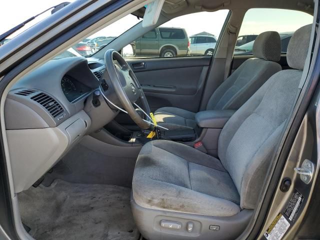 2004 Toyota Camry LE