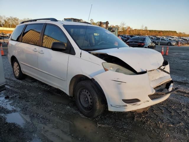 2006 Toyota Sienna CE