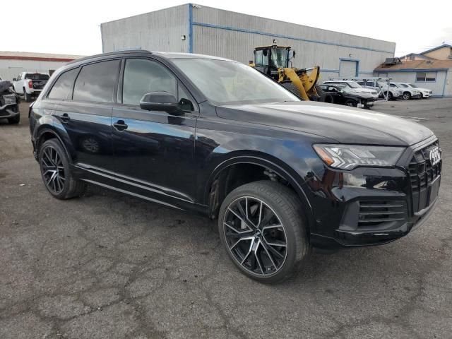 2021 Audi Q7 Prestige