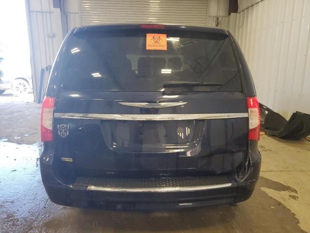 2012 Chrysler Town & Country Touring