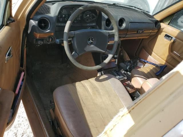 1982 Mercedes-Benz 300 DT