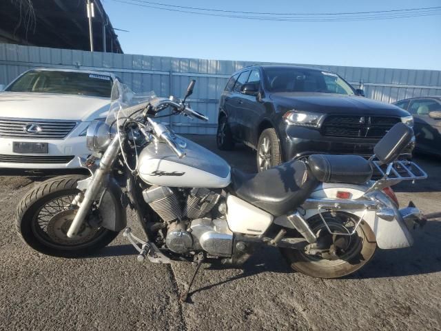 2005 Honda VT750 CA