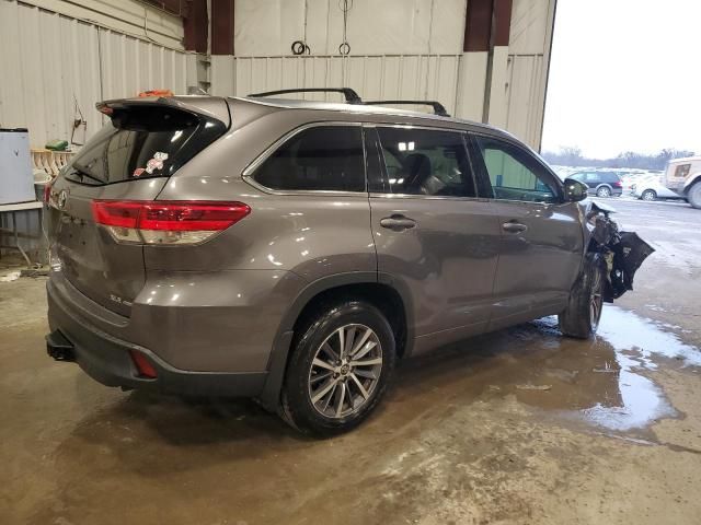 2018 Toyota Highlander SE