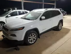 Carros con título limpio a la venta en subasta: 2017 Jeep Cherokee Latitude