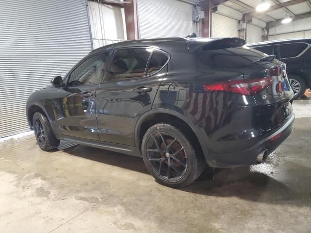 2018 Alfa Romeo Stelvio Sport