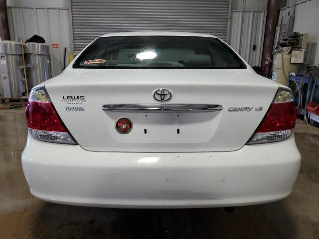 2005 Toyota Camry LE