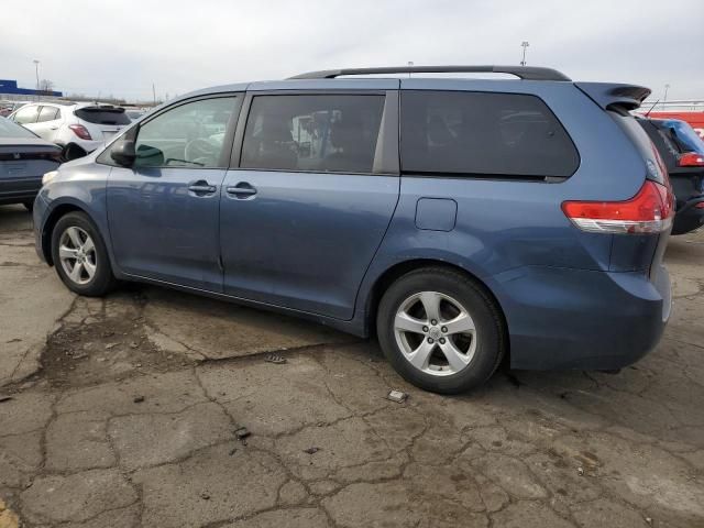 2013 Toyota Sienna LE