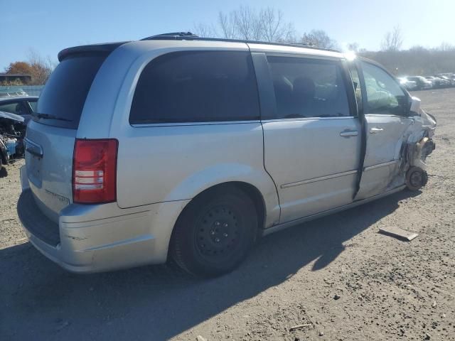 2010 Chrysler Town & Country Touring