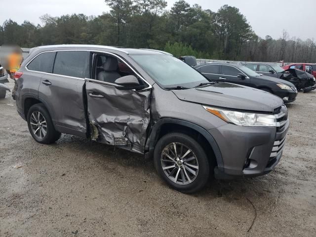 2018 Toyota Highlander SE