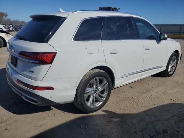 2022 Audi Q7 Premium Plus