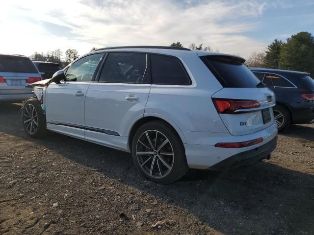 2021 Audi Q7 Prestige