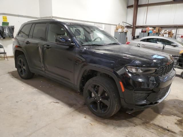 2023 Jeep Grand Cherokee Laredo