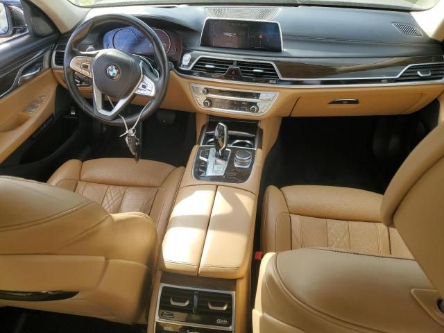 2016 BMW 750 XI