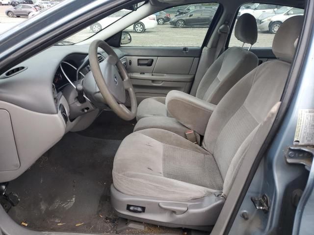 2005 Ford Taurus SE