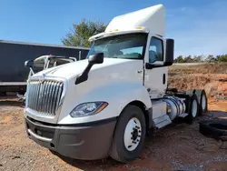 International Vehiculos salvage en venta: 2018 International LT625