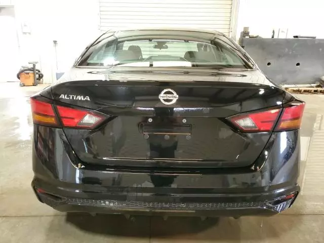 2022 Nissan Altima S