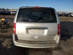 2010 Chrysler Town & Country Touring