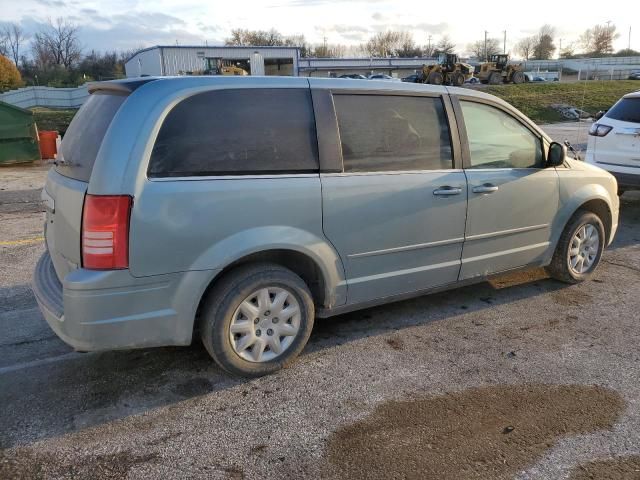 2009 Chrysler Town & Country LX