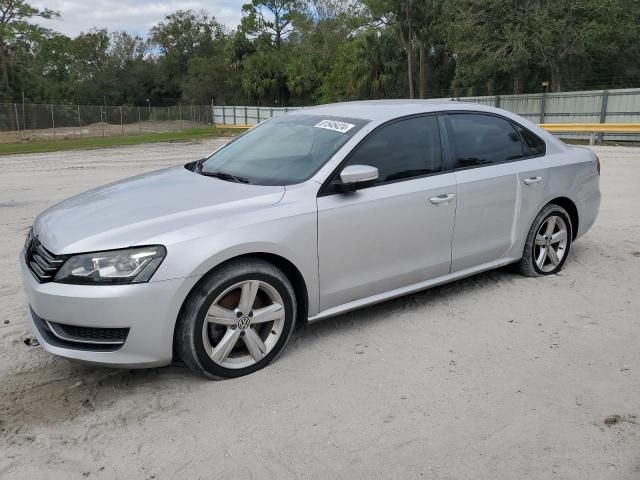 2013 Volkswagen Passat S