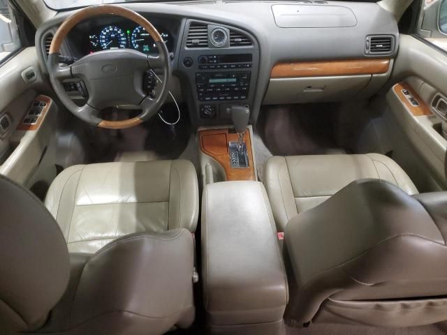 2001 Infiniti QX4