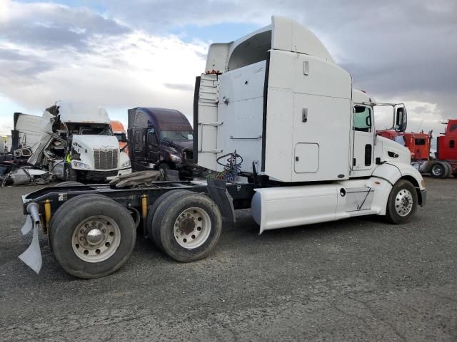 2011 Peterbilt 384