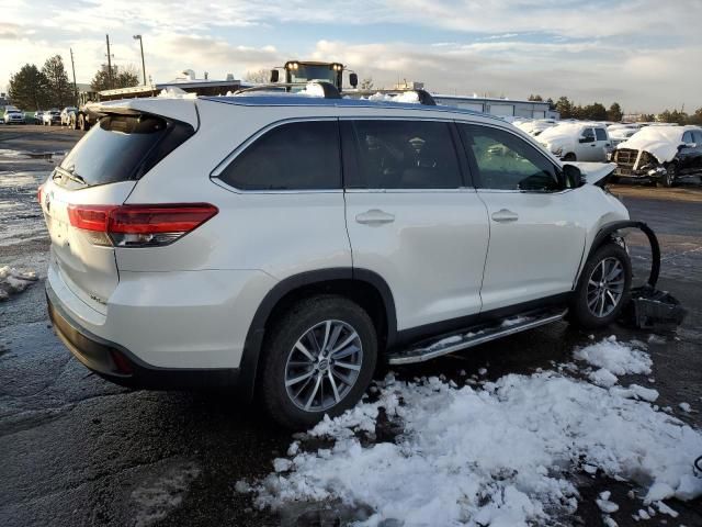 2019 Toyota Highlander SE