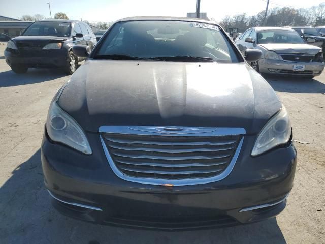 2012 Chrysler 200 Touring