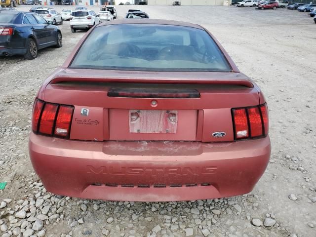 2000 Ford Mustang