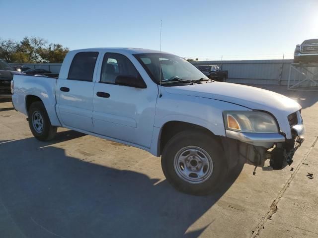 2007 Mitsubishi Raider LS