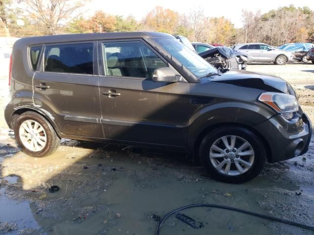 2013 KIA Soul +