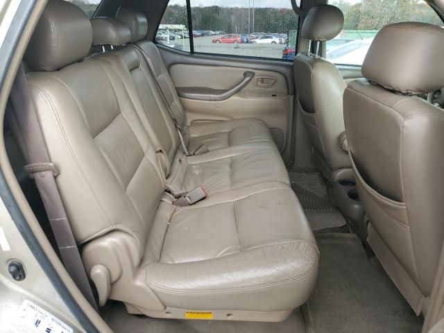 2004 Toyota Sequoia SR5