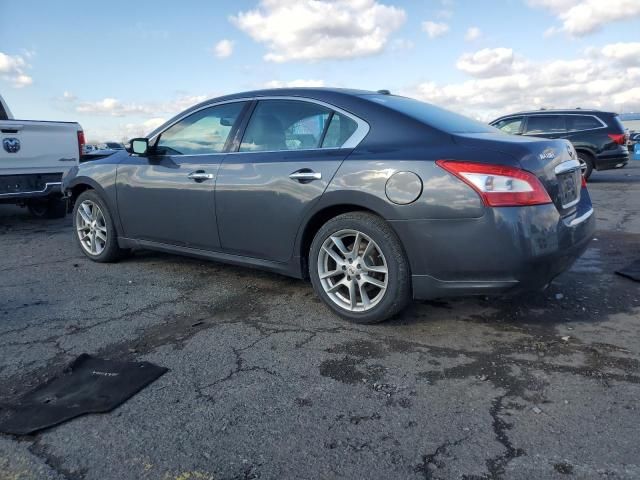 2010 Nissan Maxima S